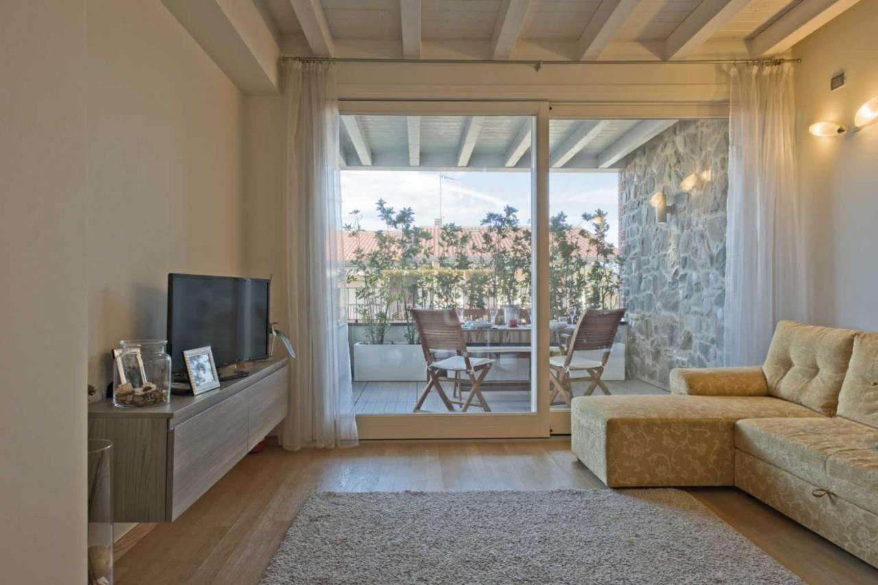 Warda A6 Apartment Desenzano del Garda Exterior foto